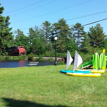 Bear Paw Inn Michigamme Экстерьер фото